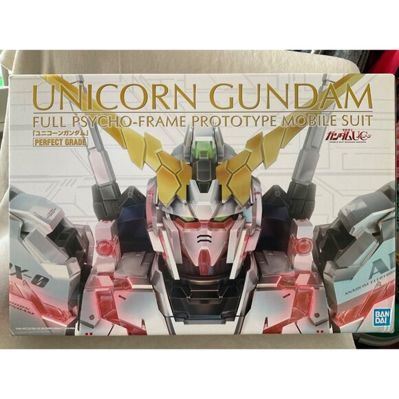 Gundam Unicorn PG RX-0 Model Kit (1/60 Scale) (BAN194365) Perfect Grade NIB new